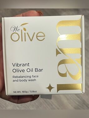 We Olive Vibrant Olive Face & Body Oil Bar New in Packaging